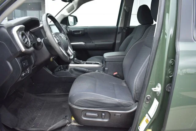 Used 2021 Green Toyota SR5 image 11