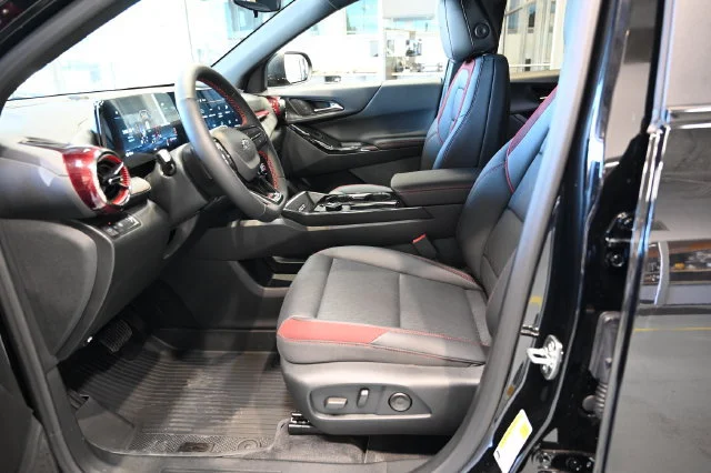2027 Chevrolet Equinox RS - Photo 9