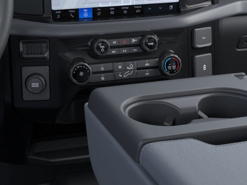 Used 2025 Oxford White Ford XL image 15