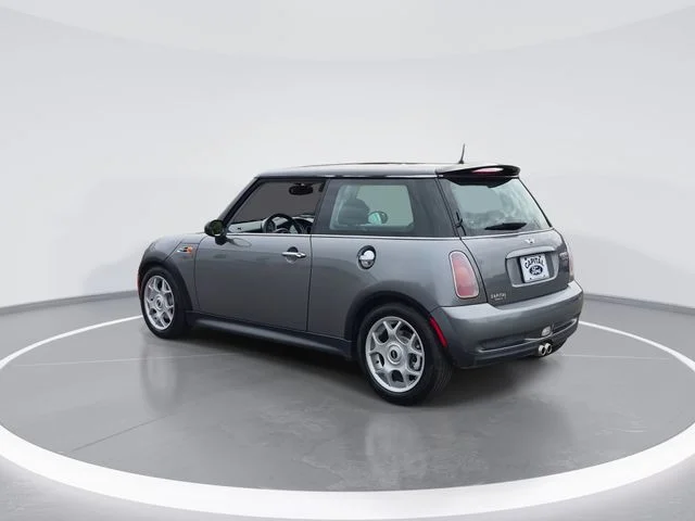 Used 2004  MINI  image 6