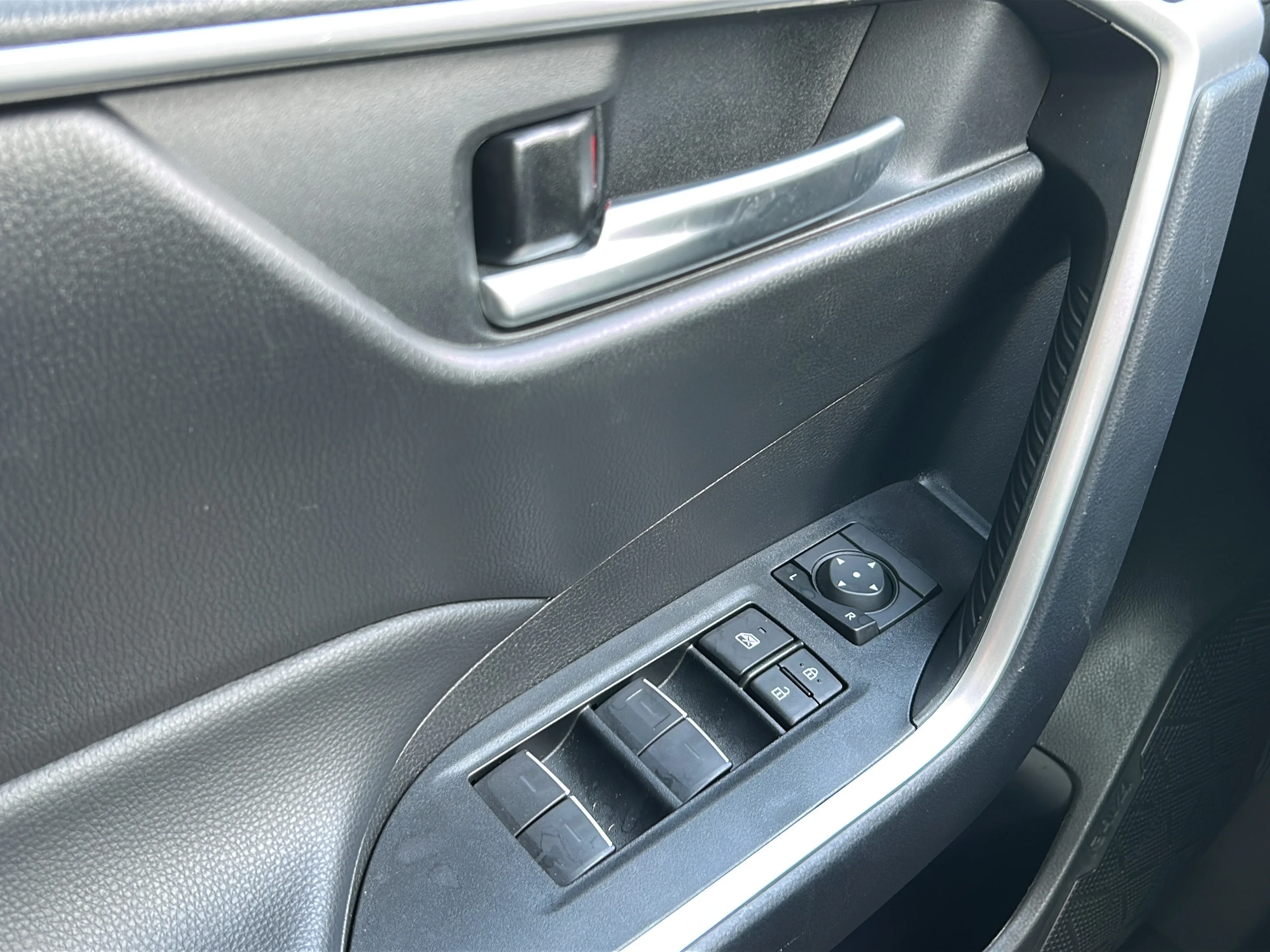 Used 2024 Magnetic Gray Metallic Toyota XLE image 19