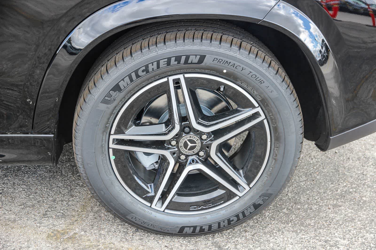 New 2026 Black Mercedes-Benz GLE 450 image 11