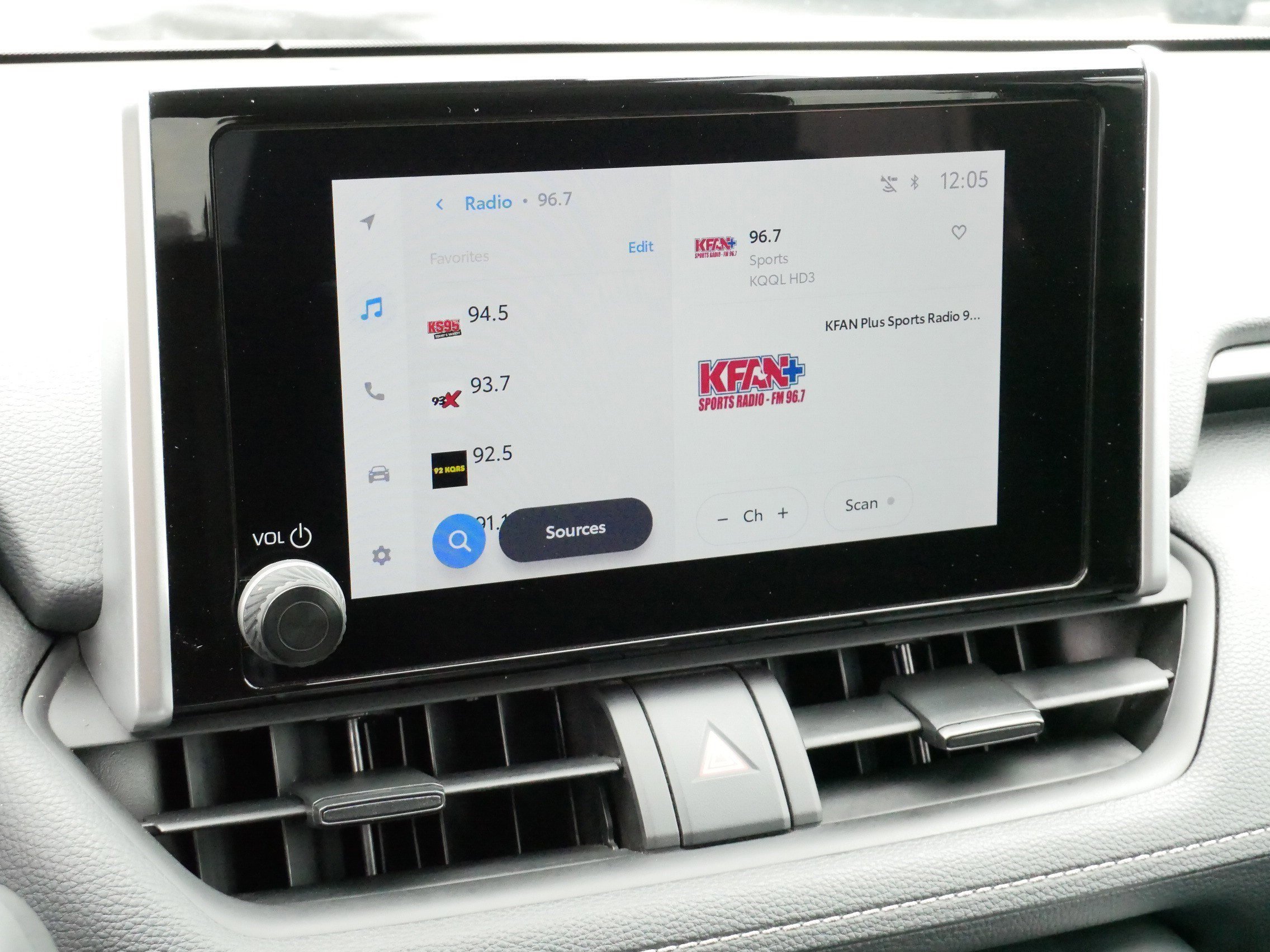 Used 2024 Ice Cap Toyota XLE image 22