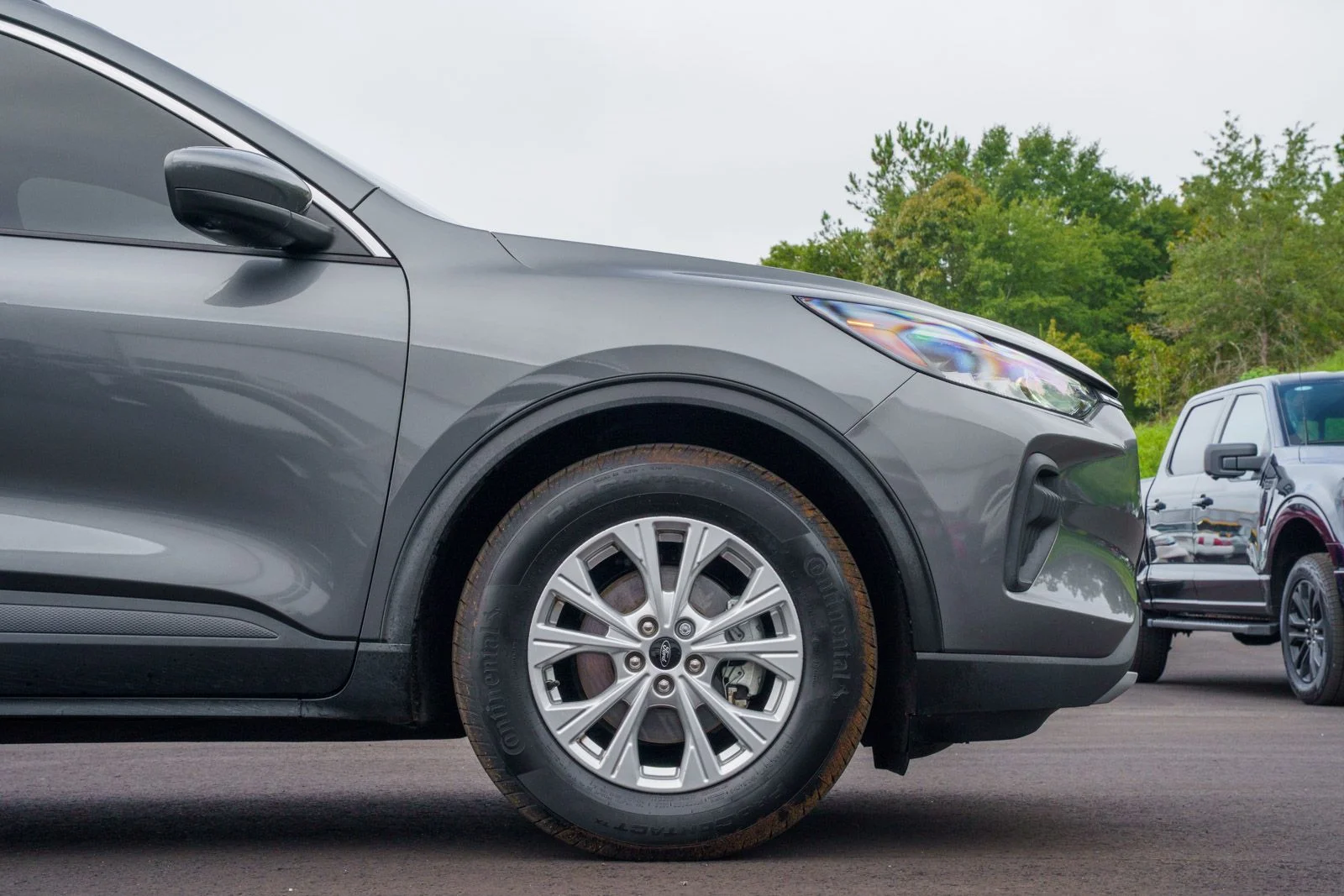 Used 2023 Gray Ford Active image 8