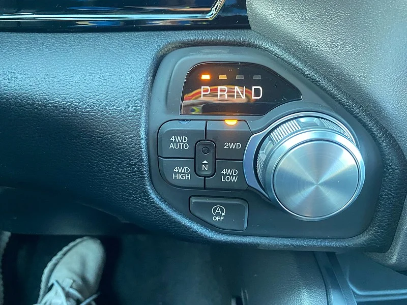 2026 RAM 1500 Laramie - Photo 18