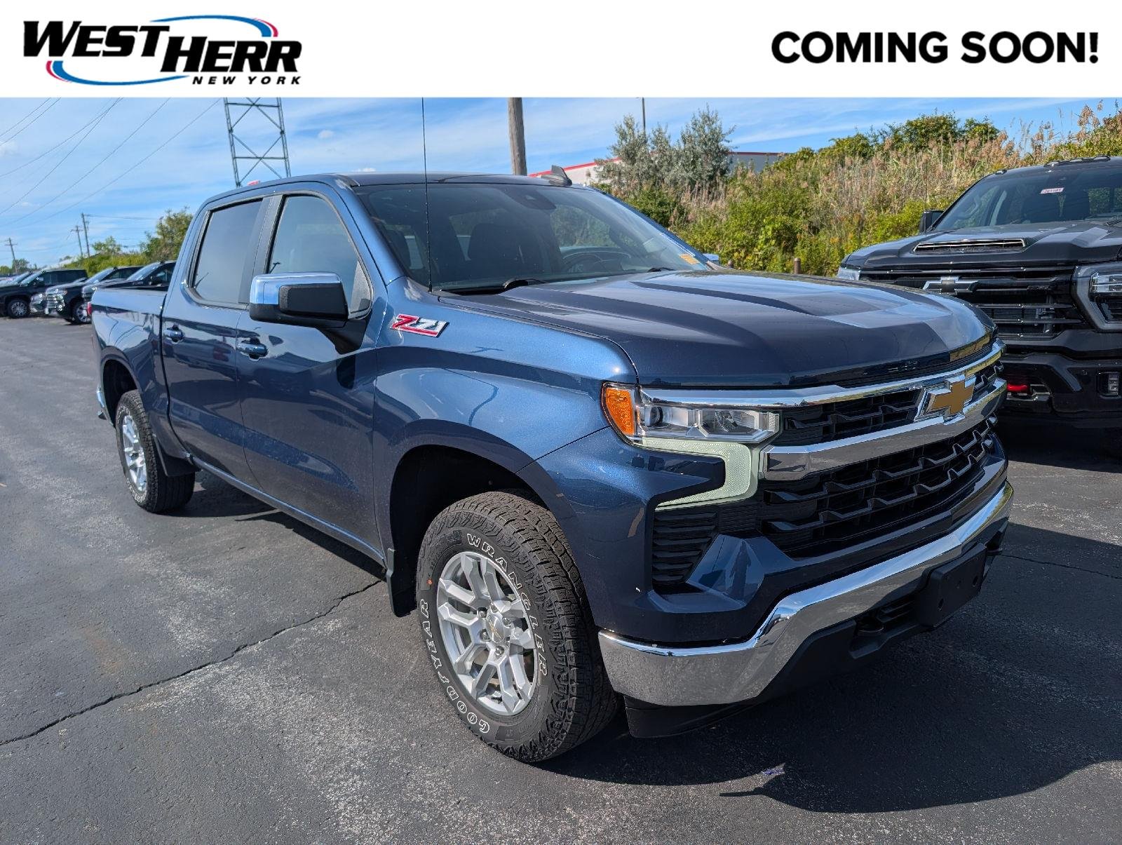 Used 2023 Northsky Blue Metallic Chevrolet LT image 1
