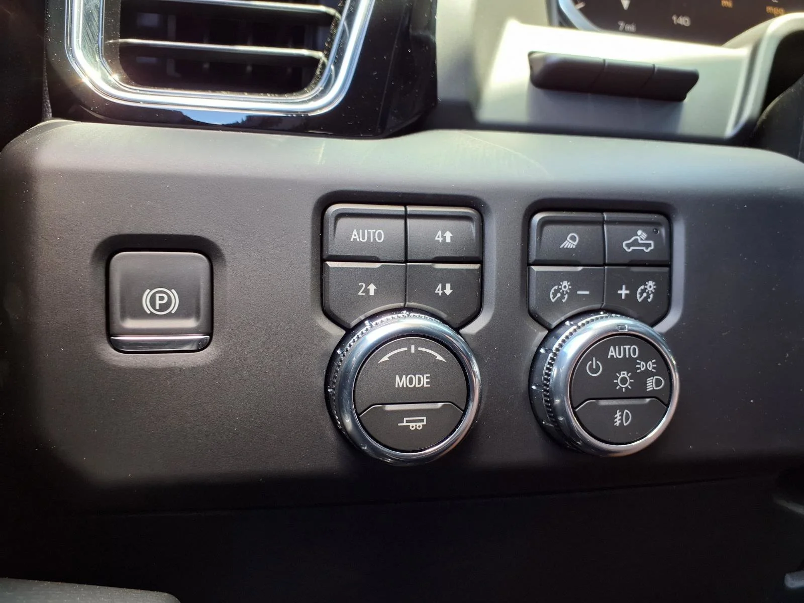 New 2026 Glacier White Tricoat GMC Denali image 10