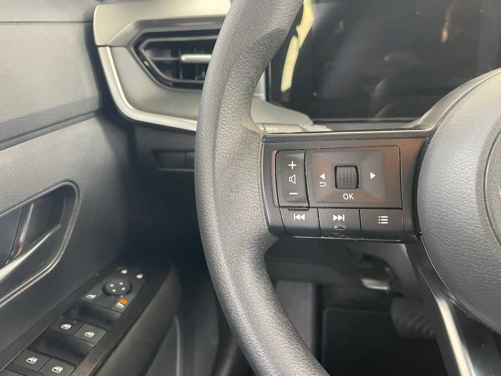 Used 2025 Blue Nissan S image 12