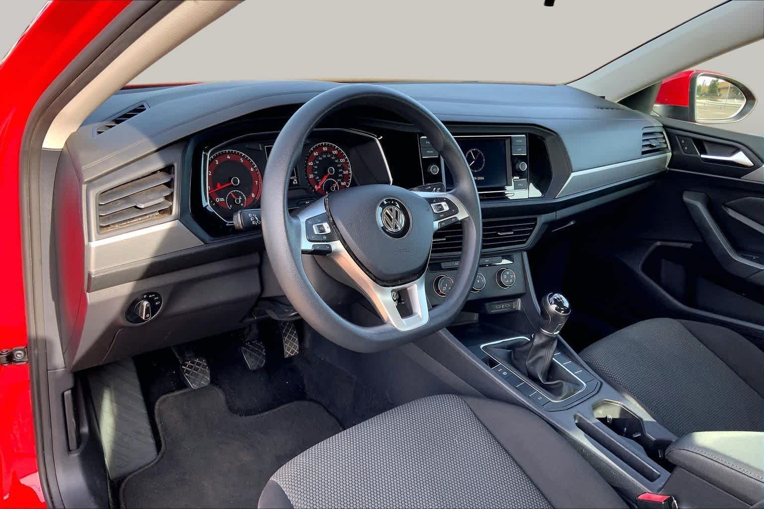 Used 2021 Tornado Red Volkswagen S image 18