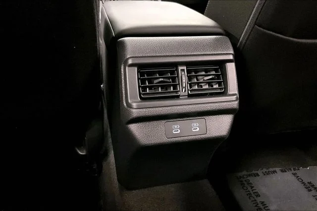2025 Honda Accord SE - Photo 32