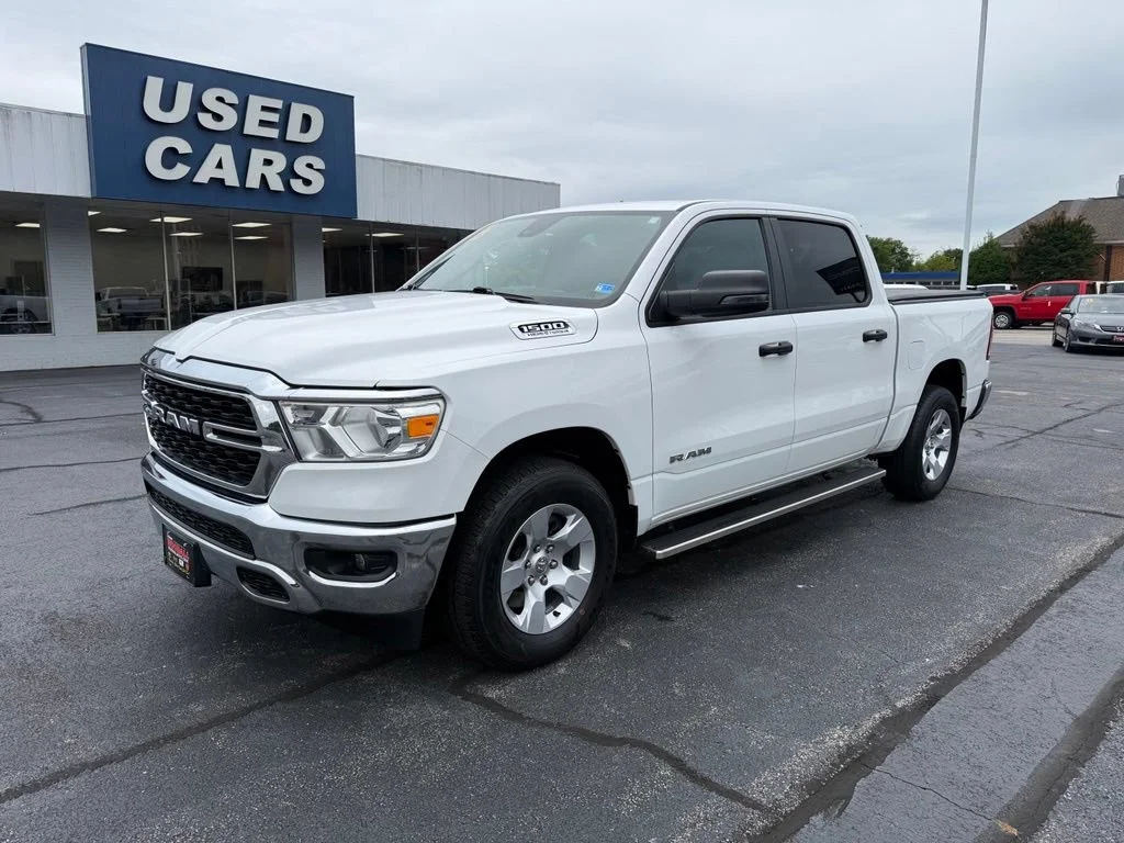 Used 2023 White Ram Big Horn image 3