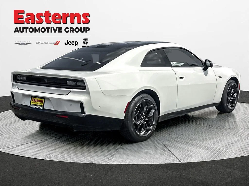 New 2027 White Knuckle Exterior Paint Dodge R/T Plus image 6