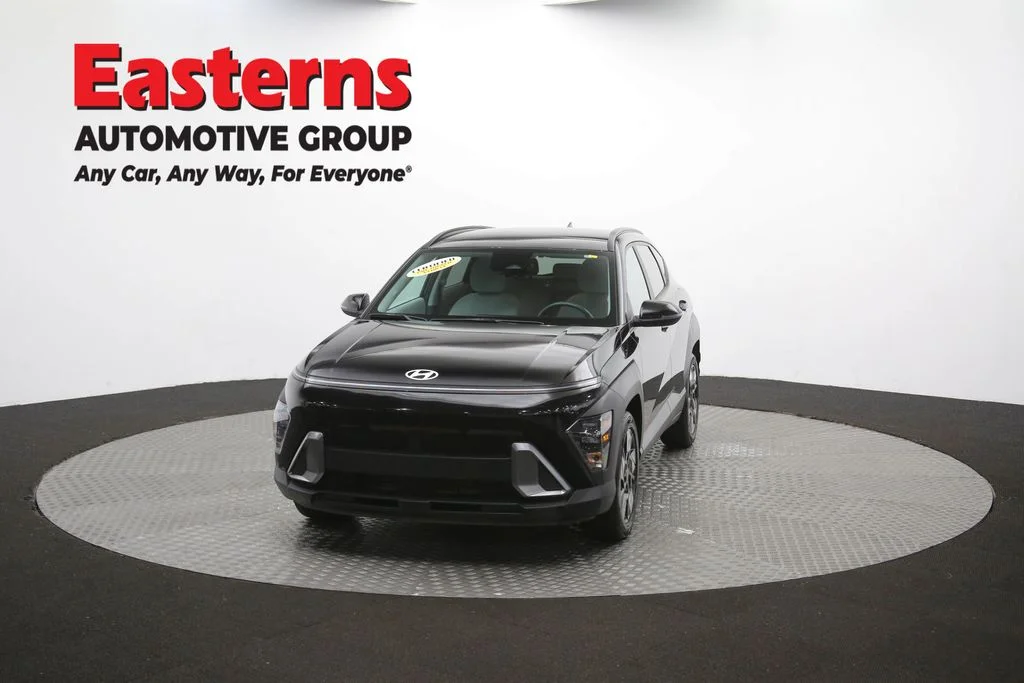 Used 2024 Black Hyundai SEL image 63