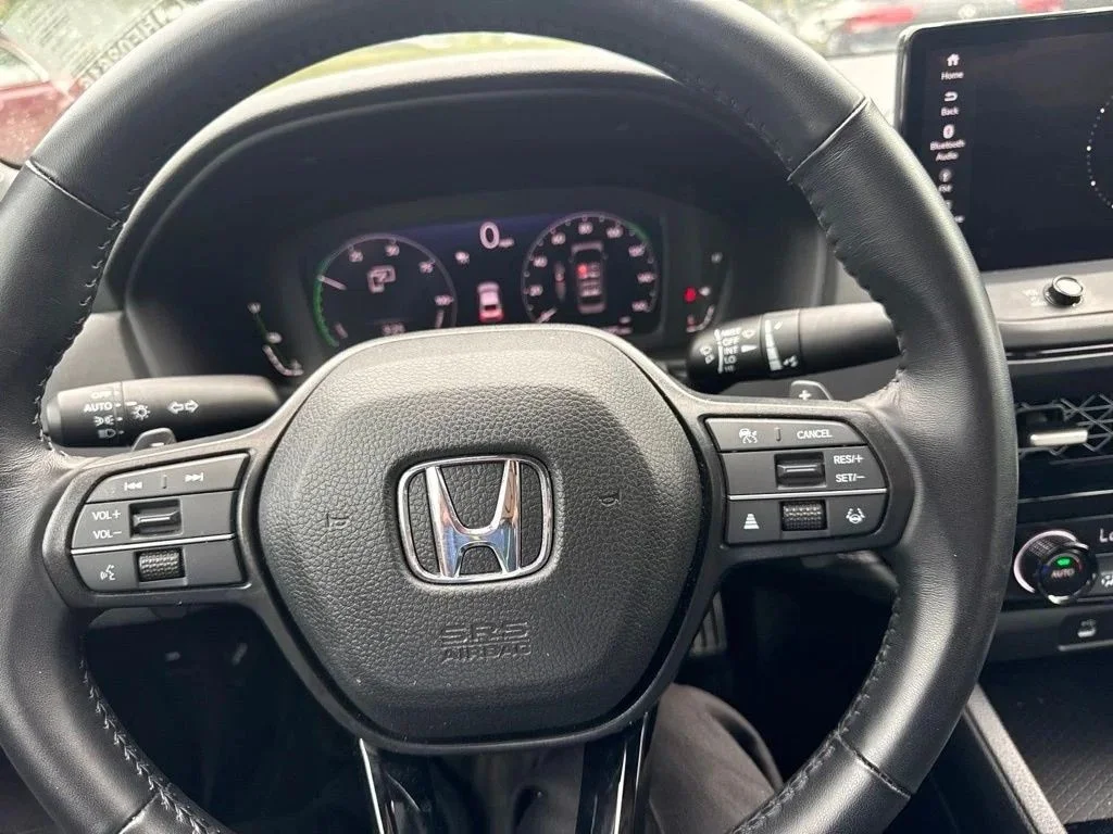 Used 2023 Platinum White Pearl Honda Sport image 20