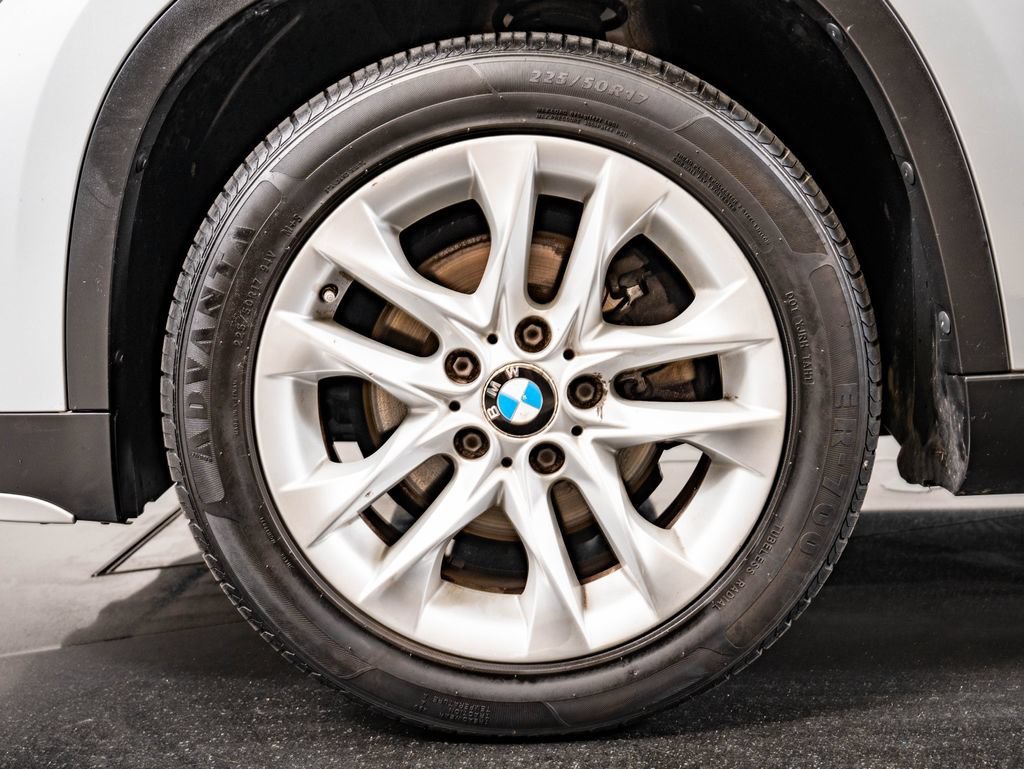 Used 2015 Glacier Silver Metallic BMW xDrive28i image 13
