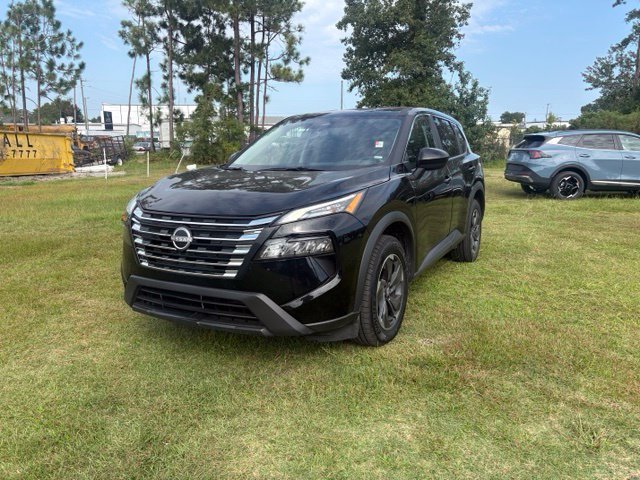 Used 2025 Black Nissan SV image 1