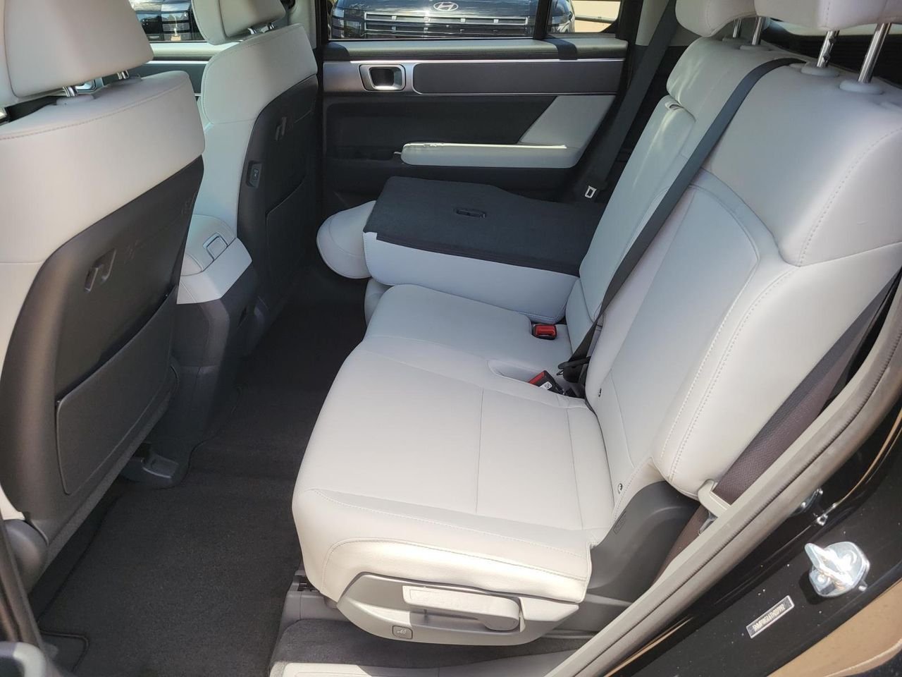 New 2026 Phantom Black Hyundai SE FWD image 12