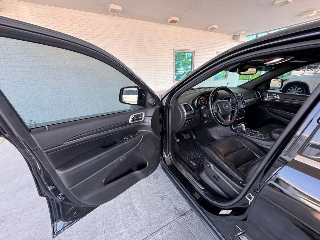 Used 2021 Black Jeep Limited image 11