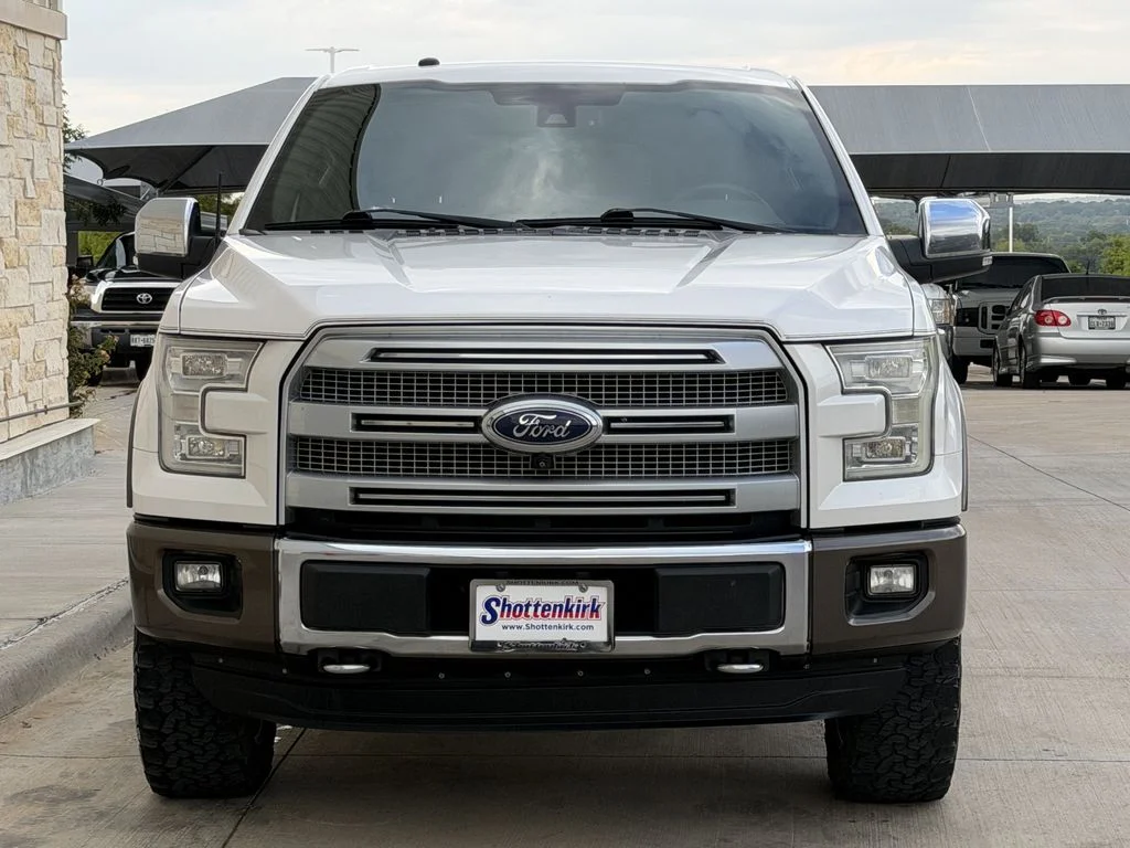 Used 2016  Ford King Ranch image 7