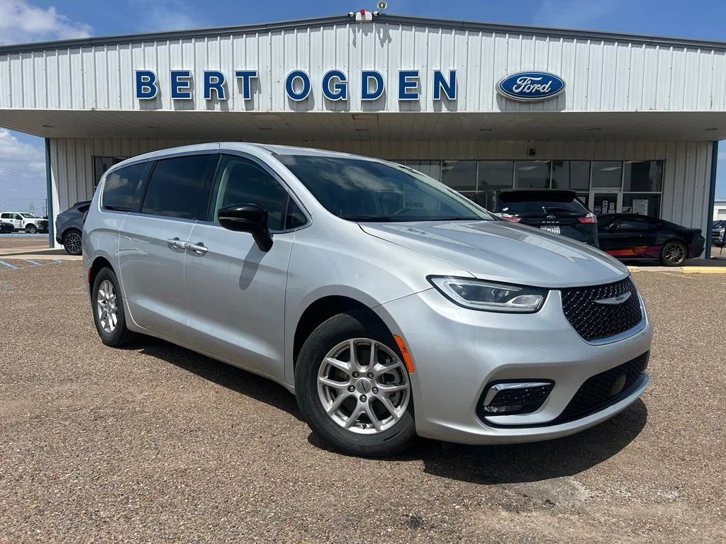 2024 Chrysler Pacifica