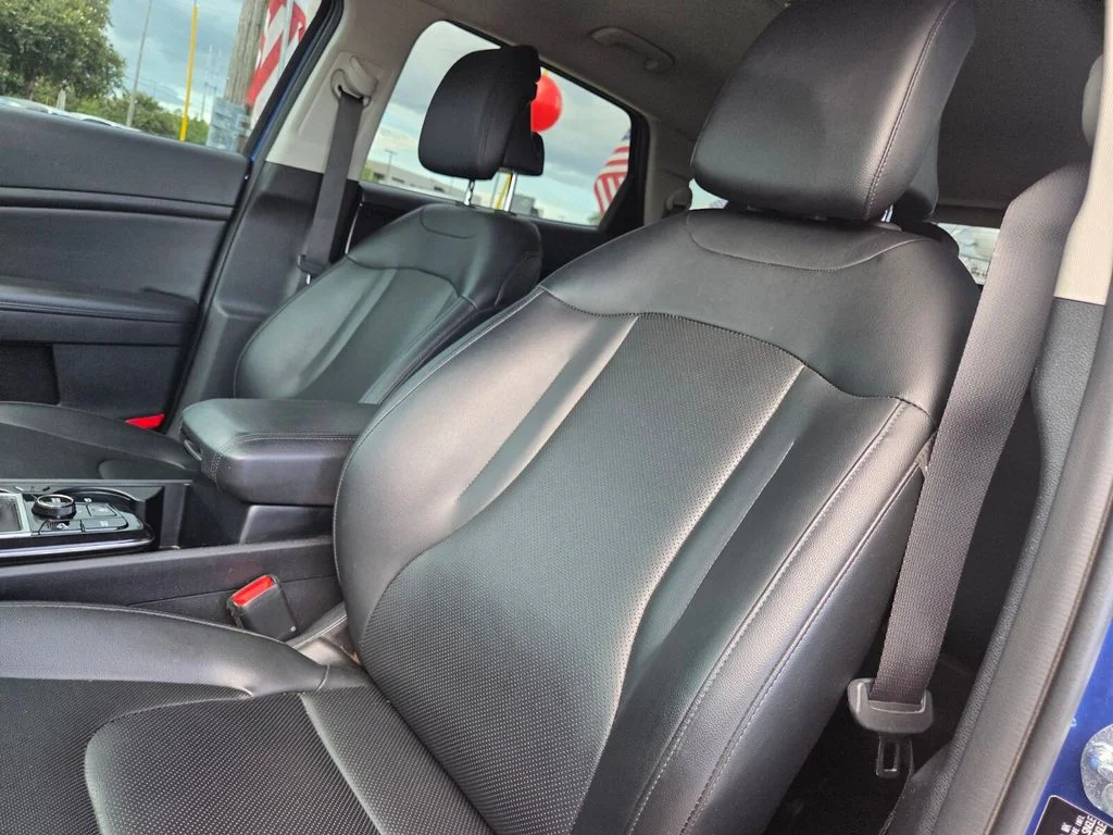 Used 2023 Blue Kia EX image 11