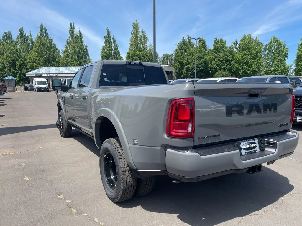 New 2026 Ceramic Gray Clear-Coat Exterior Paint RAM Limited image 3