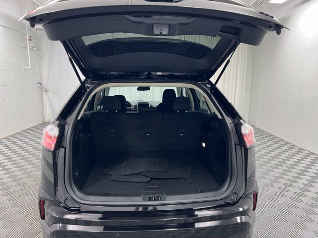 Used 2023 Agate Black Metallic Ford SE image 8