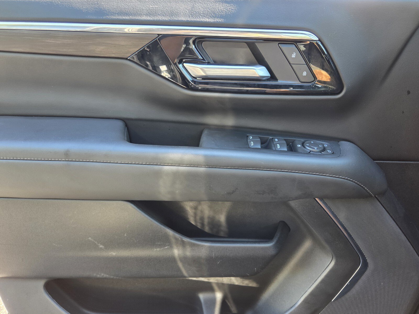 Used 2026 Black Chevrolet LS image 30