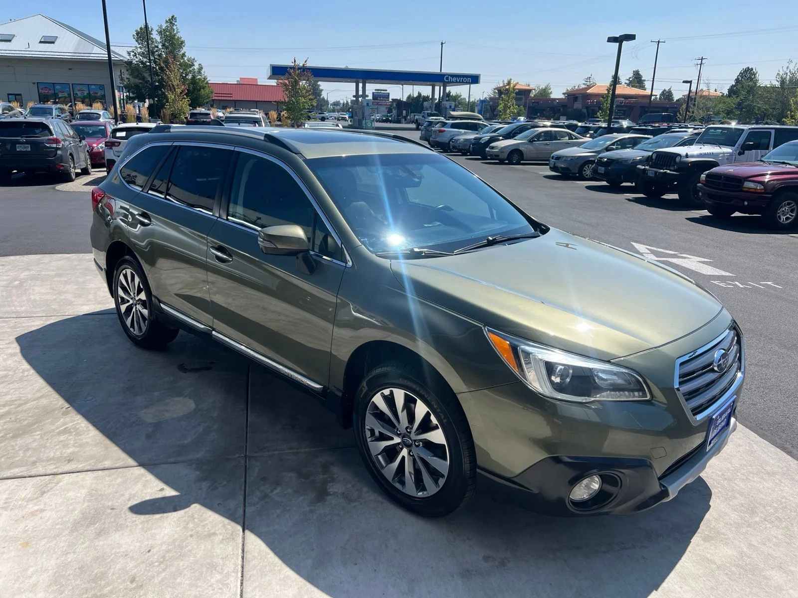 Used 2017 Green Metallic Subaru 3.6R image 3