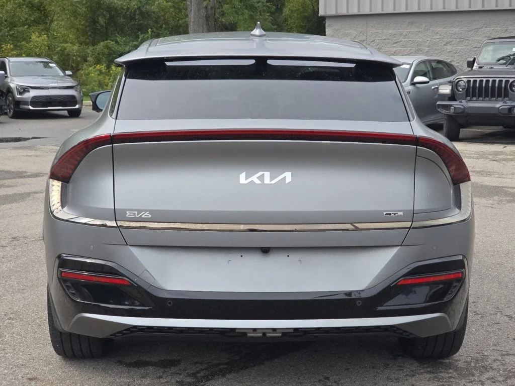 Used 2024 Gray Kia GT-Line image 15