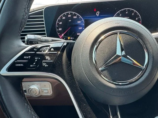Used 2024 Green Mercedes-Benz GLE 350 image 26