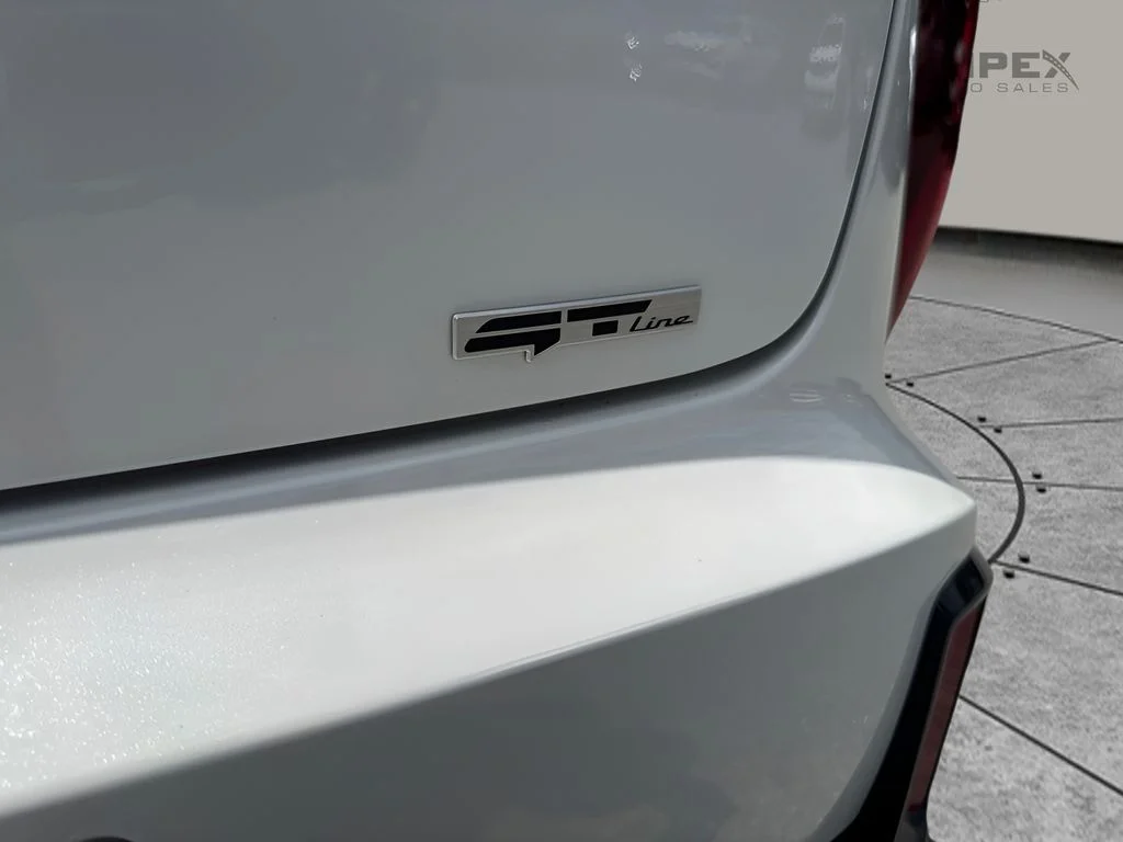 Used 2025 White Kia GT-Line Turbo image 34