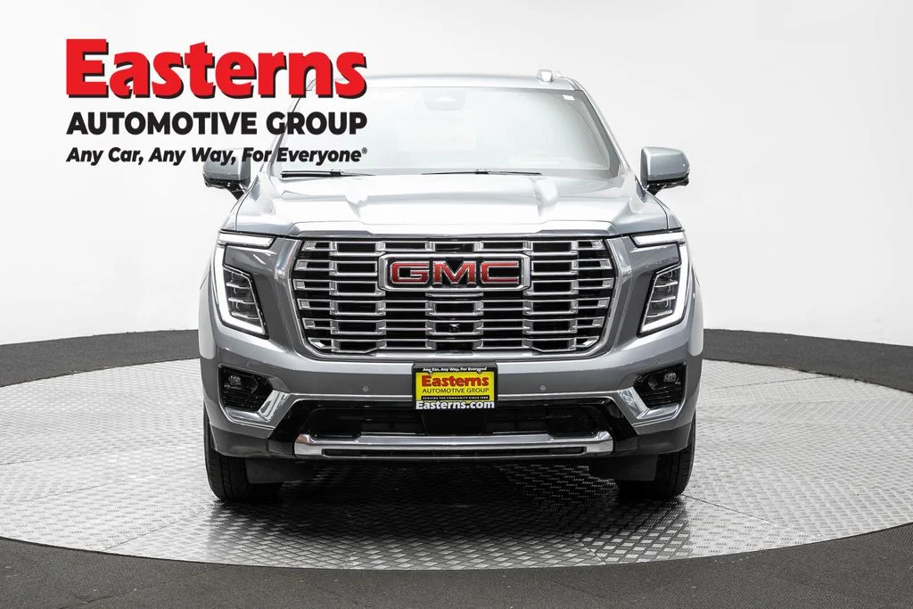 Used 2025 Silver GMC Denali image 2