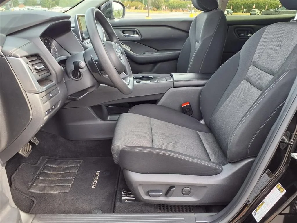 Used 2024 Black Nissan SV FWD image 3