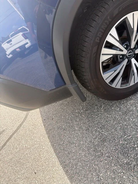 Used 2023 Blue Nissan SV image 12