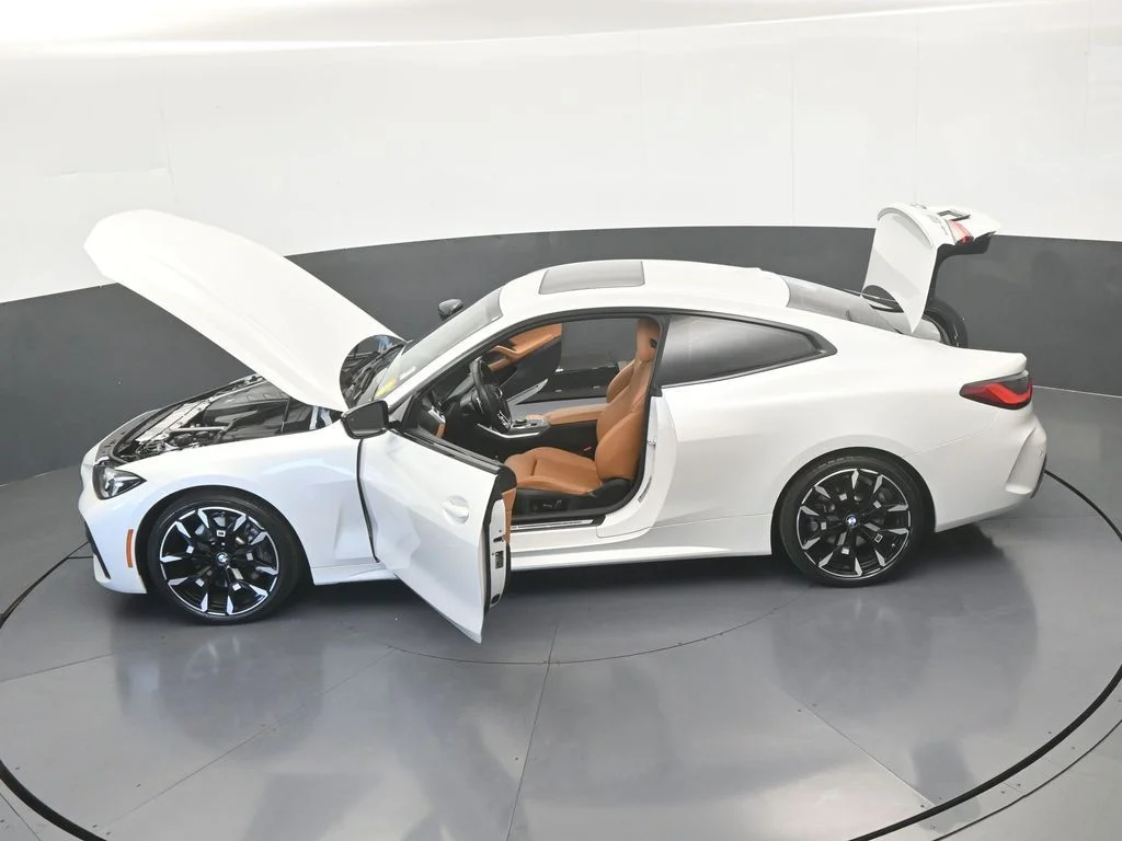 Used 2025 White Metallic BMW 430i xDrive image 59