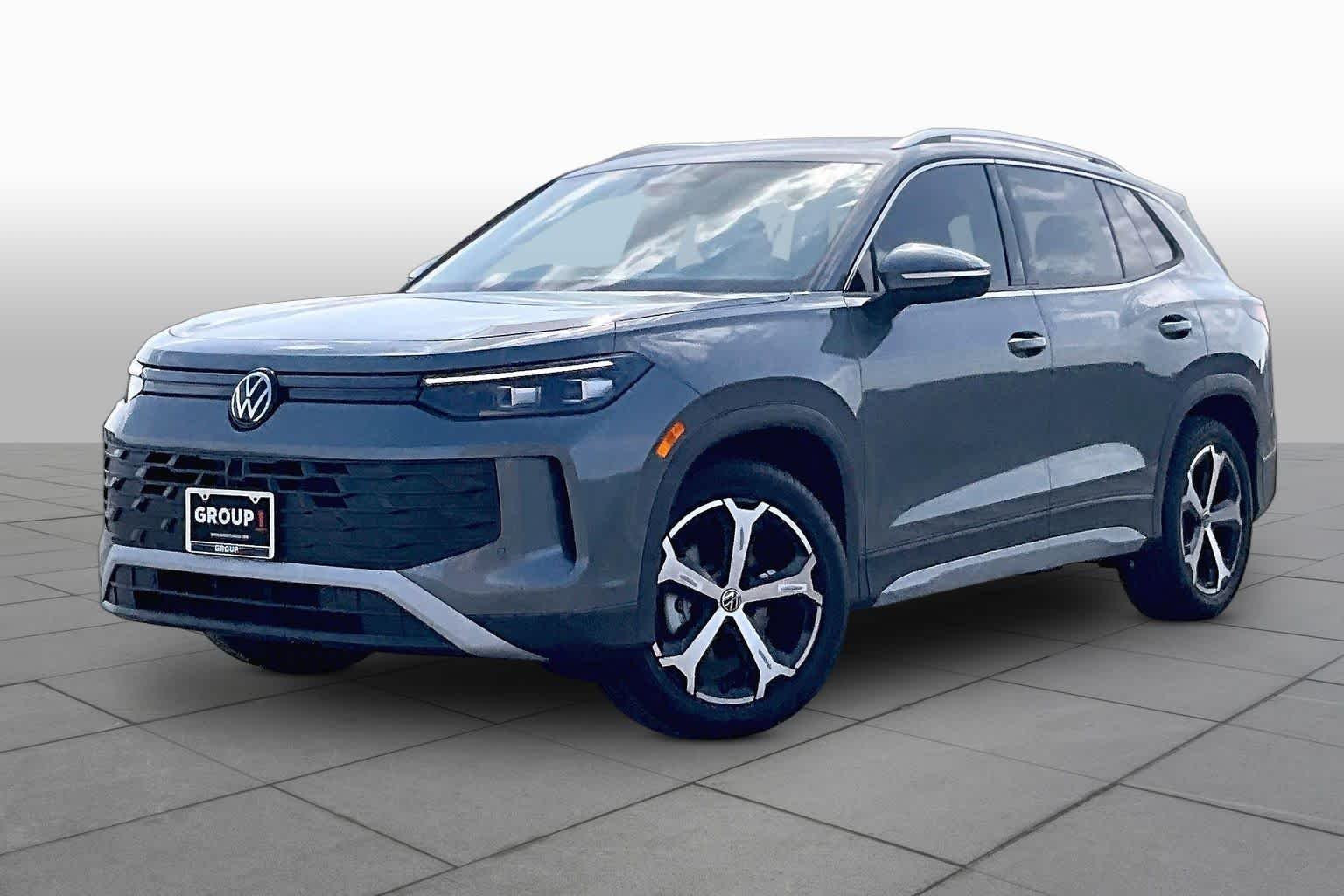 New 2026 Volkswagen Tiguan 2.0T SE FWD Sport Utility