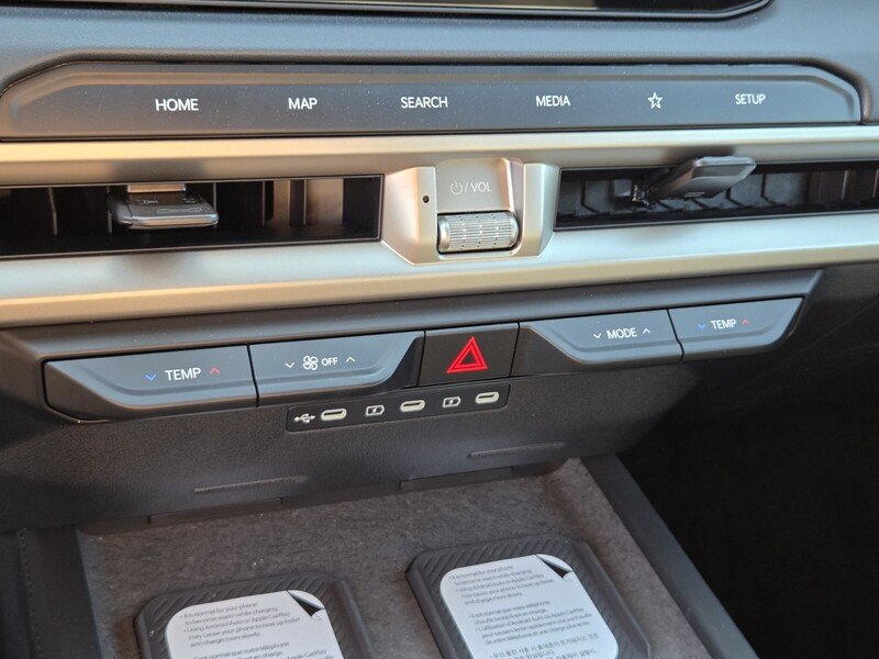 New 2027 Ebony Black Kia EX image 15