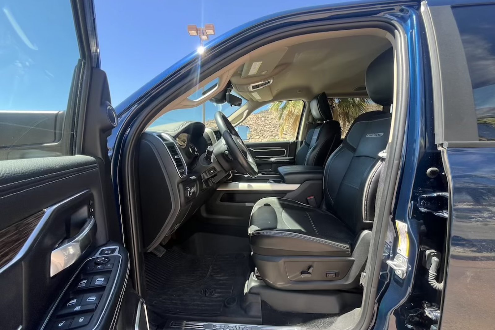 Used 2021 Patriot Blue Pearlcoat Ram Laramie image 10