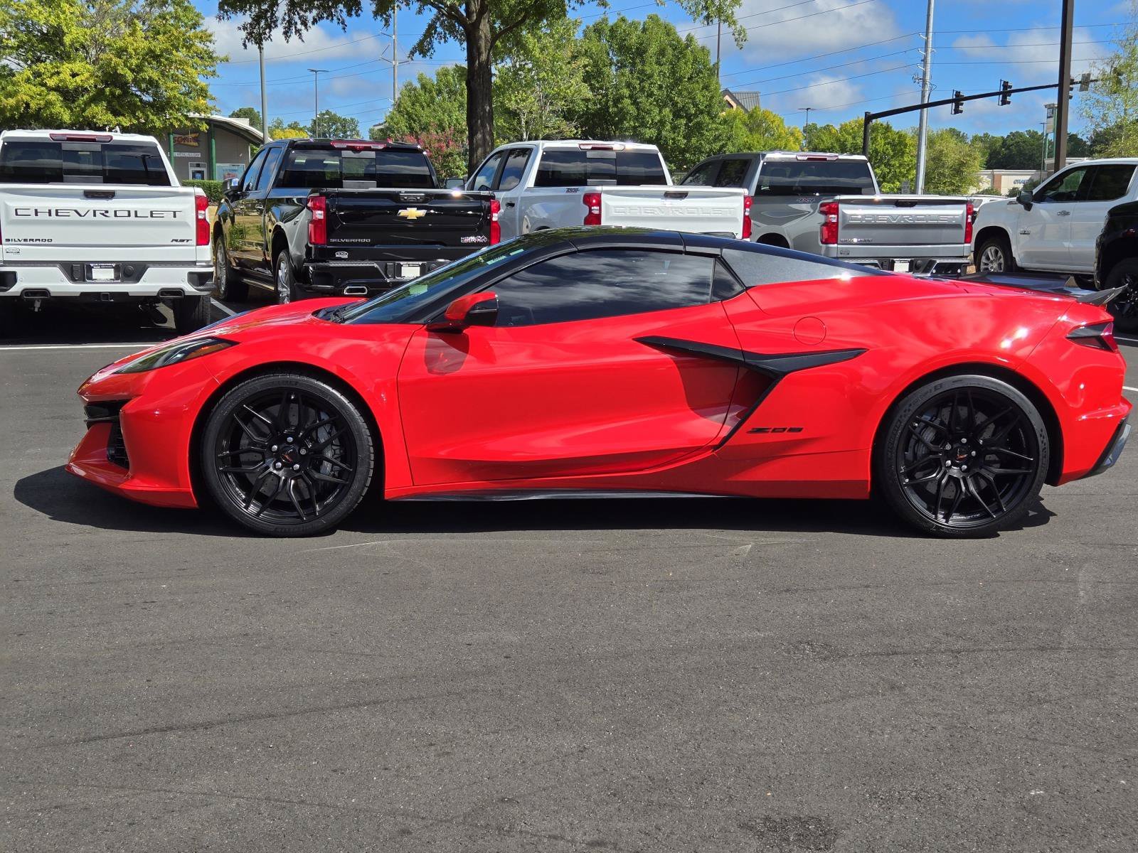 Used 2023 TORCH RED Chevrolet 3LZ image 15