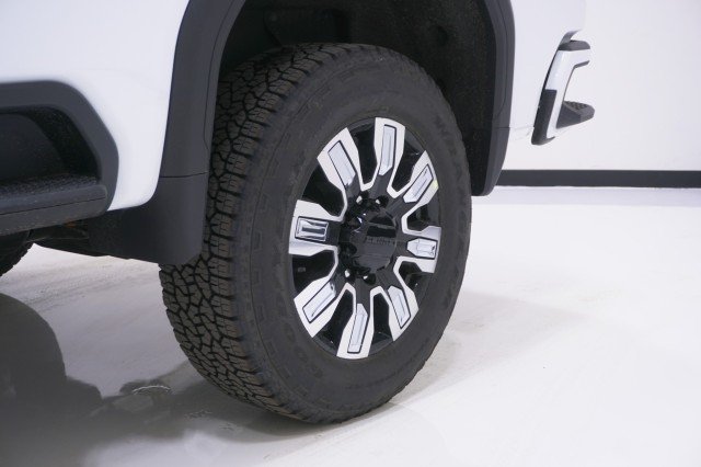 2026 GMC Sierra 2500HD Denali - Photo 13