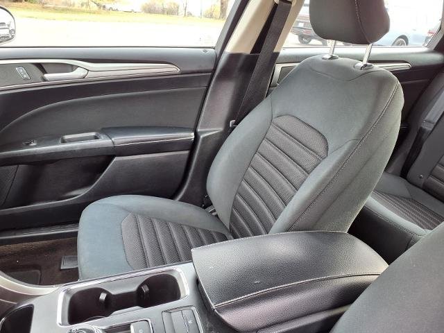 Used 2019 White Ford  image 20