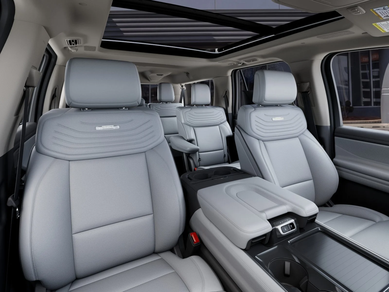 New 2027 Star White Metallic Tri-Coat Ford Platinum image 9