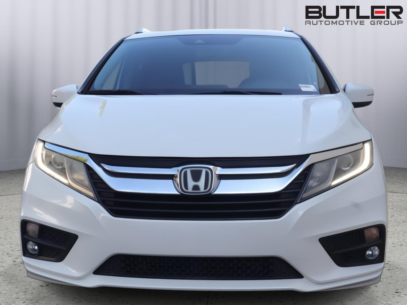 Used 2019 White Diamond Pearl Honda EX-L w/Navi w/RES image 2