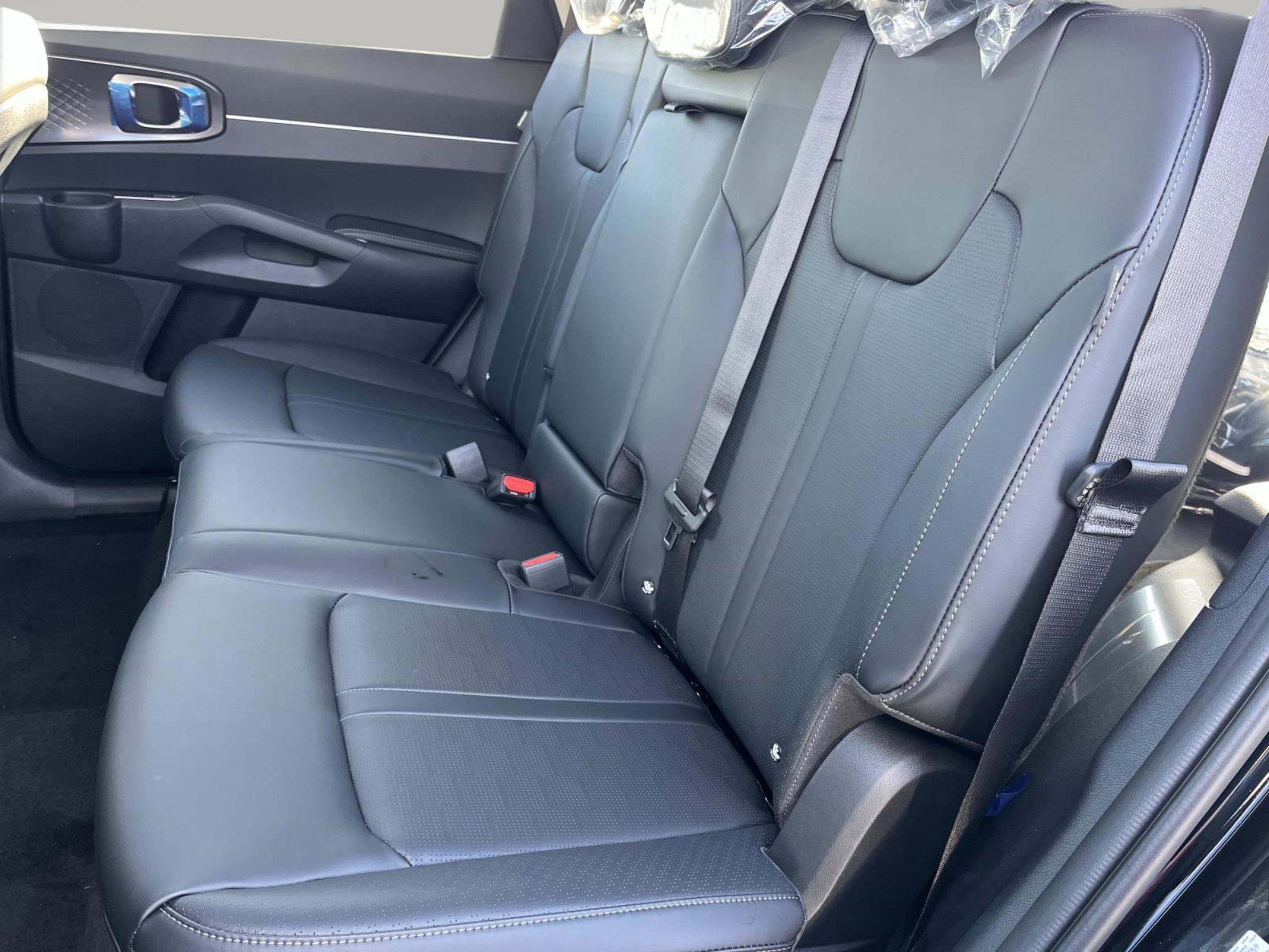 New 2026 Ebony Black Kia S image 21