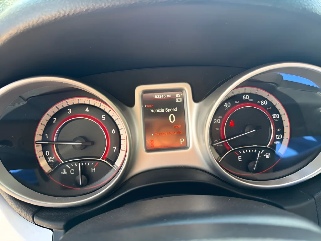 Used 2020 Red Dodge SE image 27