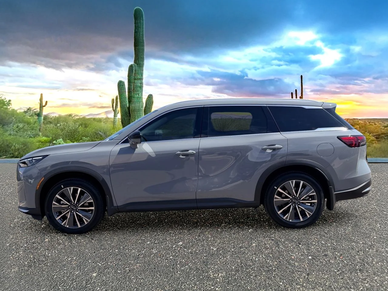 New 2027 HARBOR GRAY INFINITI Luxe FWD image 3