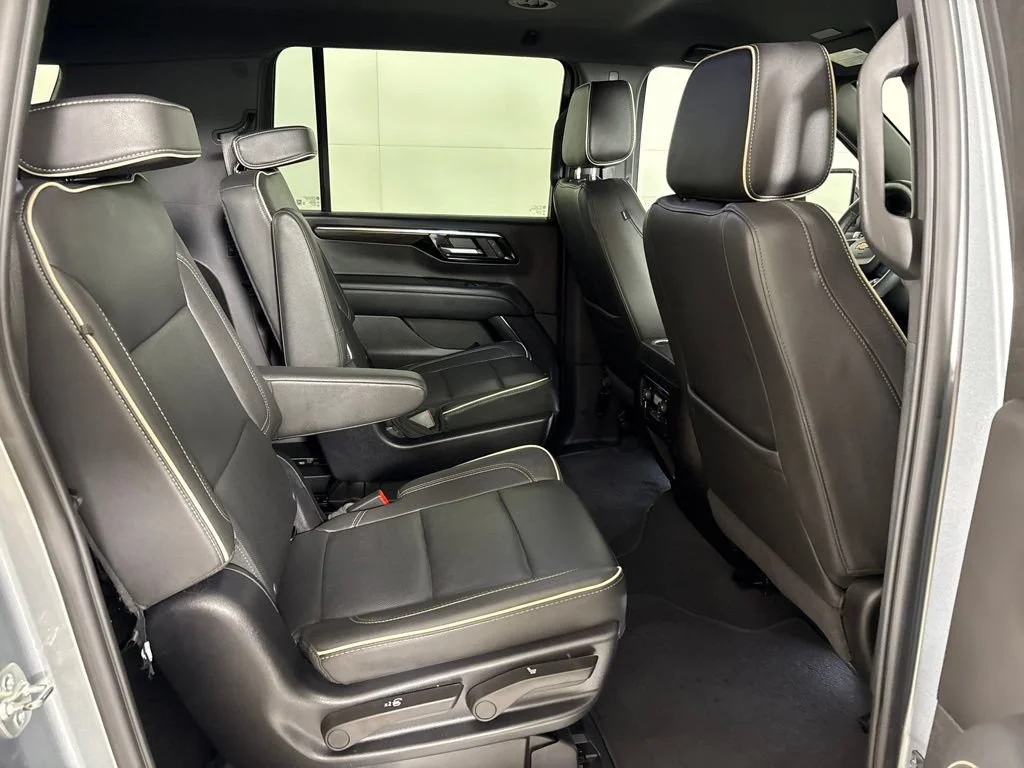 Certified Used 2025 Sterling Gray Metallic Chevrolet Premier image 23