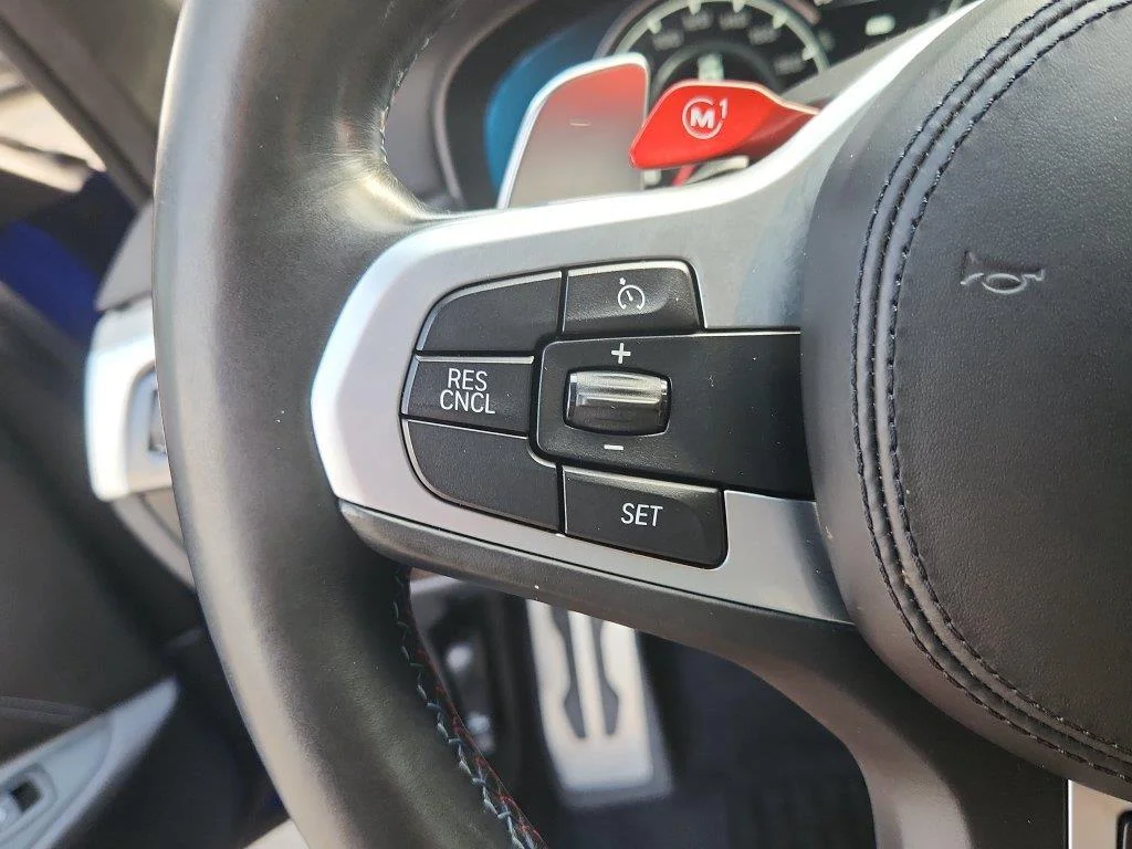 Used 2018 Marina Bay Blue Metallic BMW SD image 20