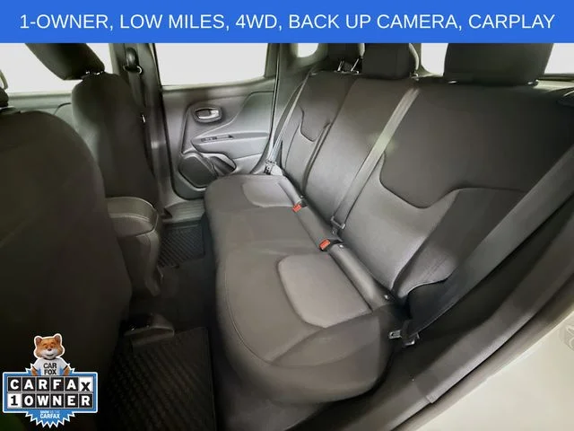 Used 2023 White Jeep Latitude image 23